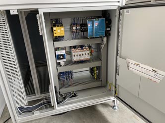 Cell control cabinet
